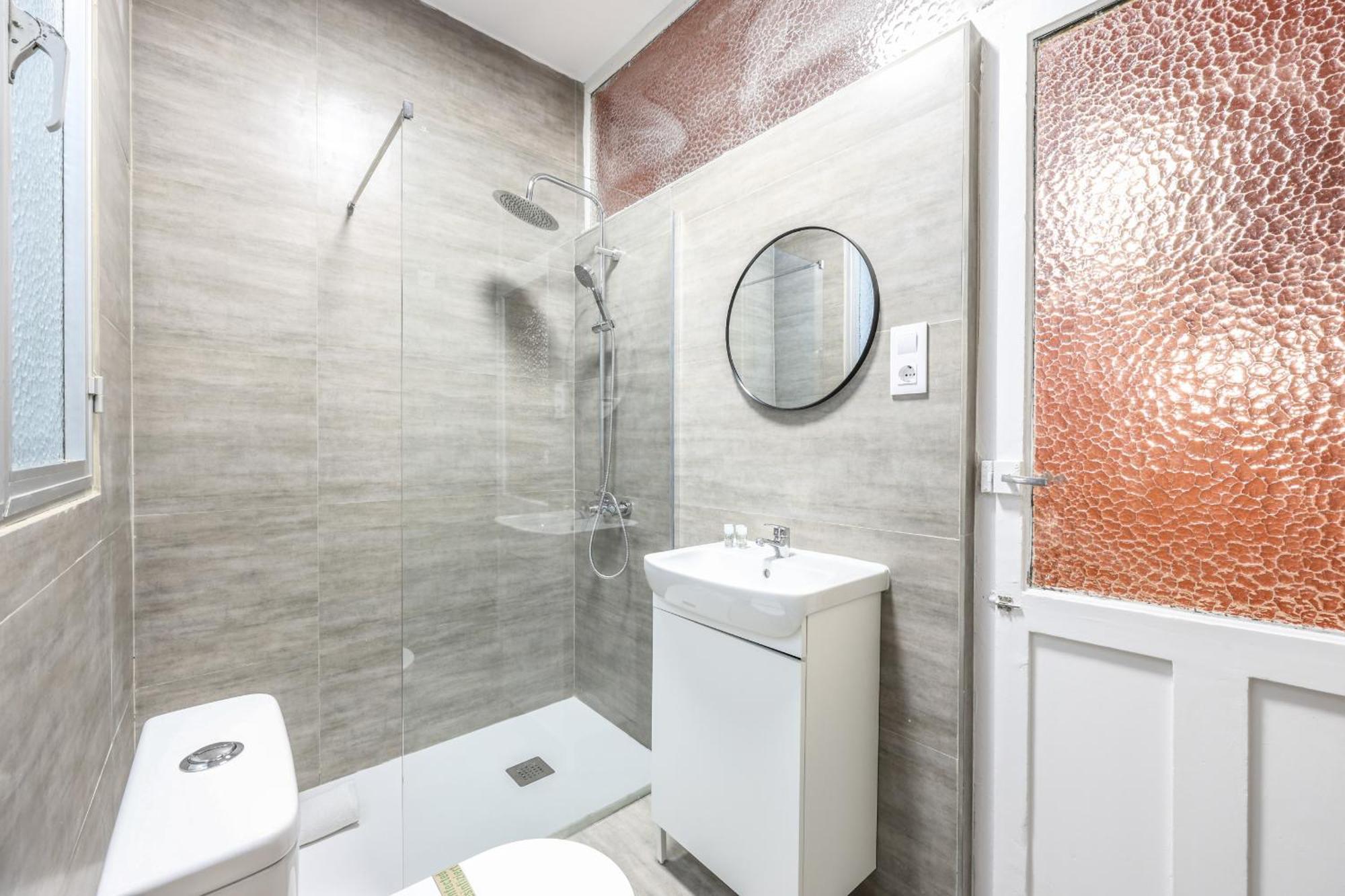 De Diseno Gran Via -no Ascensor- Apartment Madrid