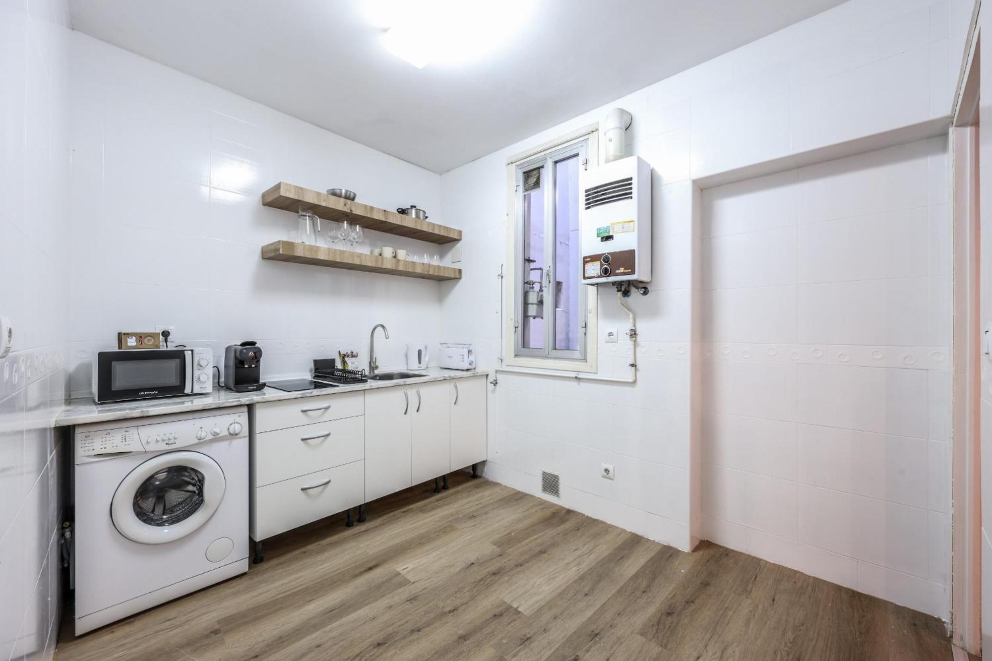 De Diseno Gran Via -no Ascensor- Apartment *